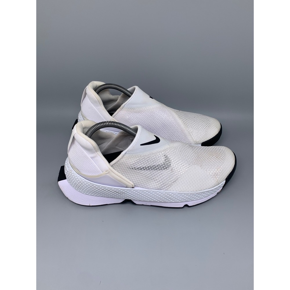 Nike Go FlyEase White Black Running Shoes DR5540-102 Women's Sz 9
